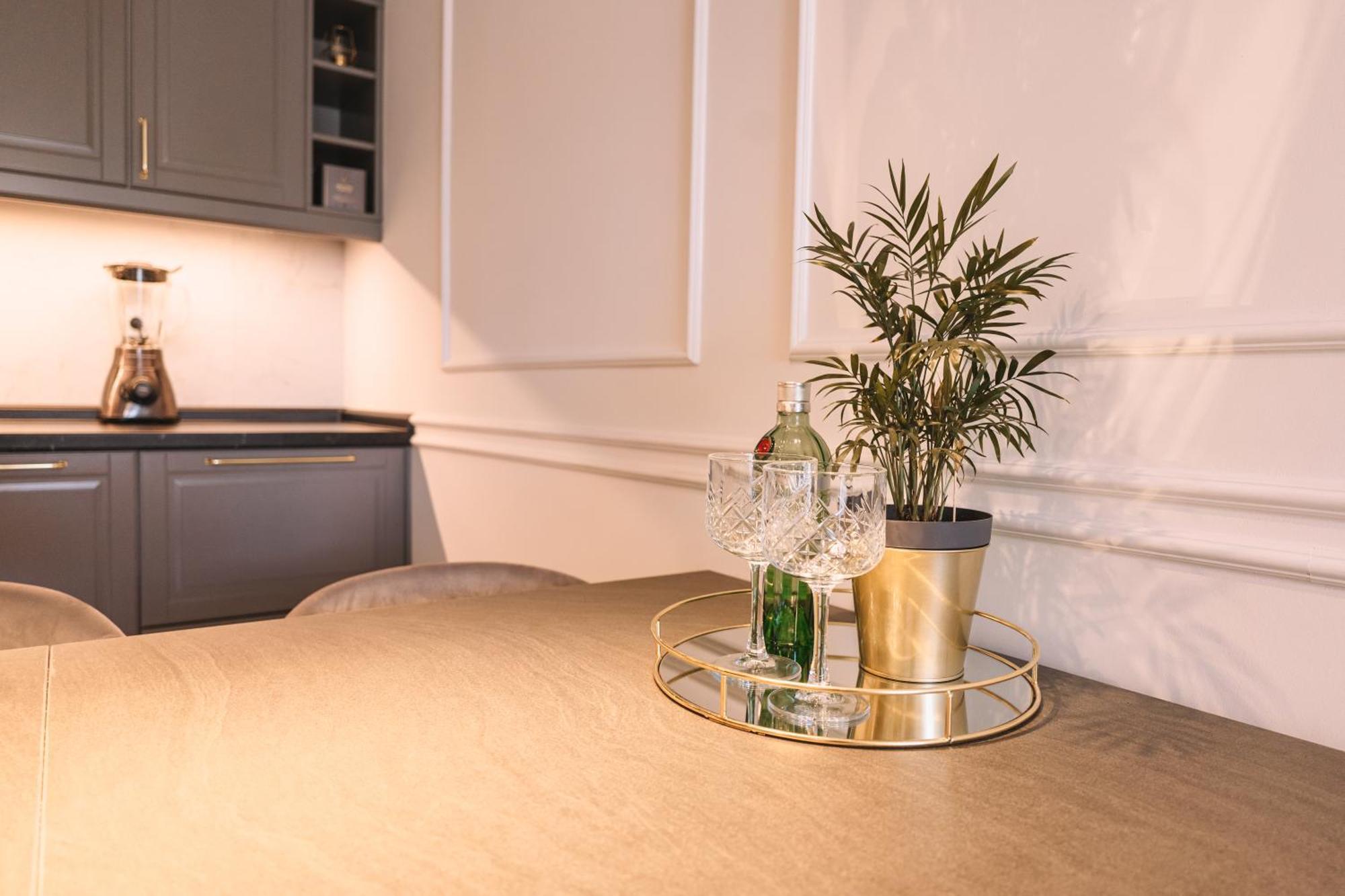 Flexible Selfcheckins 66 - Zagreb - Loggia - 80M2 - New - Luxury - Garage - 2 Bedrooms 외부 사진