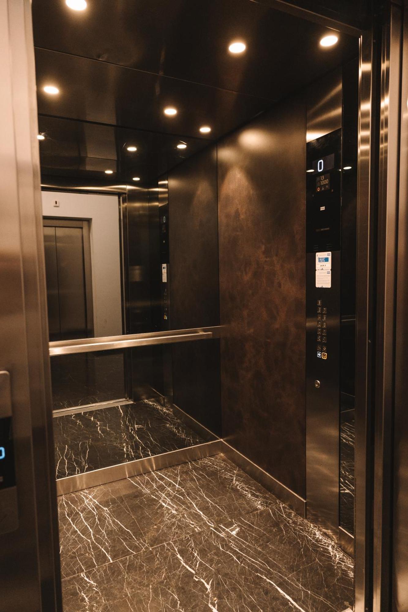 Flexible Selfcheckins 66 - Zagreb - Loggia - 80M2 - New - Luxury - Garage - 2 Bedrooms 외부 사진